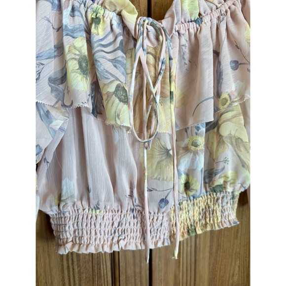 H&M Women's Off-Shoulder Ruffle Floral Cropped Top Cottagecore Fairy Whimsical 6 - Picture 3 of 7
